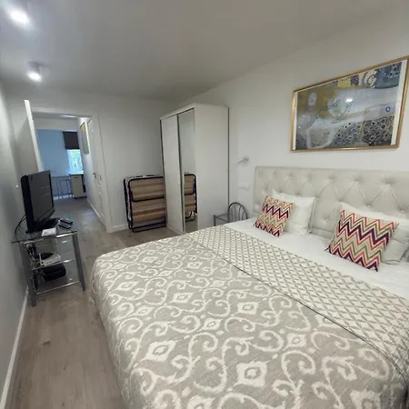 דירה Apartametns For By Henks *